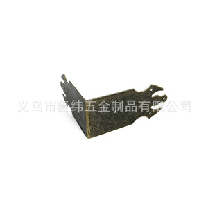 Jw Iron Angleurs d'angle en fer de style antique en forme de L, de taille moyenne et grande, accessoires de quincaillerie durables pour la protection des boîtes en bois - Product Image 4
