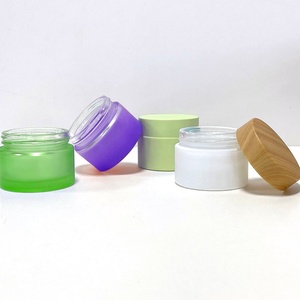 Contenants de luxe pour mini-crèmes contour des yeux 5g/10g, pots cosmétiques ronds en verre dépoli rose mat avec couvercles en plastique pour soins de la peau (personnalisables) - Product Image 4