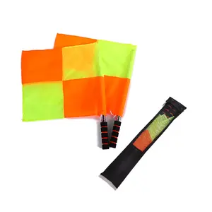 高品质46厘米防水聚酯运动型足球裁判旗，带泡沫手柄，用于足球比赛