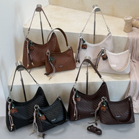 Grand sac hobo tissé pour femme - Sac à bandoulière tendance avec fermeture éclair