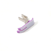 Nouvel accessoire de machine à coudre industrielle MT-18 : Pied presseur en plastique pour machine à coudre à aiguille simple, utilisé pour les pièces de machines à confection.