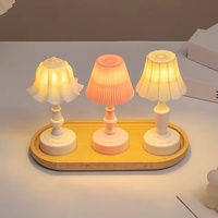 Lampes de table LED à piles en forme de bouton de fleur plissé, pour chambre à coucher, salle à manger, veilleuse, décoration simple et moderne