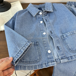 D631 남아용 소프트 쉘 단색 카우보이 슈트 가을/겨울 2026 신상 패션 캐주얼 재킷 + 조거 팬츠 투피스 세트 - Product Image 3