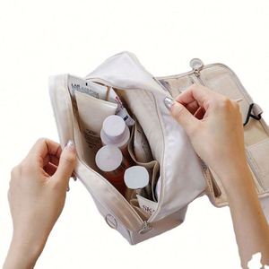 Bolsa de Maquillaje de Malla de Gran Capacidad con Cierre, Personalizable con Logotipo y Diseño, Ideal para Viajes - Product Image 6