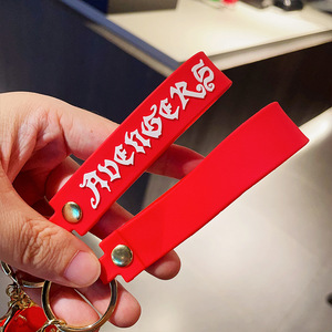 Vente en gros de porte-clés <span class=keywords><strong>Hellboy</strong></span> de cinéma européen et américain, porte-clés, sacs et pendentifs <span class=keywords><strong>Hellboy</strong></span> démon tendance et cool - Product Image 5