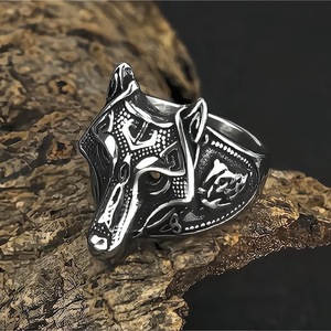 Yunnique – bague tête de loup Viking en acier titane pour hommes, style européen et américain, bijoux géométriques animaux Hip Hop, cadeau - Product Image 1