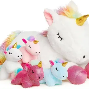 Kızlar için Unicorn oyuncaklar, 4 bebekler ile 1 anne Unicorn, Unicorn dolması hayvanlar hediyeler kızlar için 3 4 5 6 7 8 9 yıl, yumuşak peluş