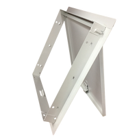 Porte d'accès universelle en métal AP7052
