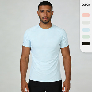 T-shirt à manches courtes pour homme, uni, avec marquage réfléchissant, en polyester, à séchage rapide, respirant, décontracté, pour le sport - Product Image 1