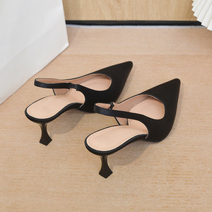 8665-2 scarpe da donna stile francese in <span class=keywords><strong>raso</strong></span> nero tacchi sottili <span class=keywords><strong>sandali</strong></span> tacco alto - Product Image 2