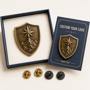 Insignia de Escudo 3D Fundida a Presión con Brújula de Montaña en Bronce Antiguo Personalizada - Product Image 3