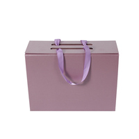 Grand sac à main de luxe personnalisé Boîtes d'emballage cadeau en forme de livre avec finition en aluminium Affichage sacs à main sacs à main avec logo personnalisé