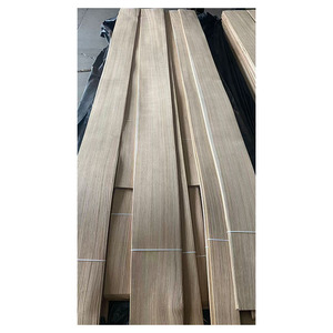 Strisce di Impiallacciatura <span class=keywords><strong>in</strong></span> <span class=keywords><strong>Rovere</strong></span> Europeo Tagliato a Quarto da 0,5 mm Grado A.AA.AAA per Mobili e Edifici Commerciali - Product Image 1