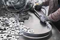 Cerceau en acier au carbone galvanisé à chaud robuste, marque YX, modèle YX-001, pour poteau de câble électrique, directement de l'usine du Shandong