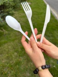 Set di Posate da Campeggio Monouso Ecologiche all'Ingrosso con Sacchetti Richiudibili in Plastica OPP e Sacchetti di Carta - Product Image 2