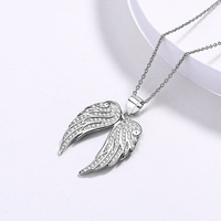 Collier pendentif ailes d'ange en argent sterling 925 plaqué rhodium avec pierres de zircon micro-pavées, cadeau tendance et élégant