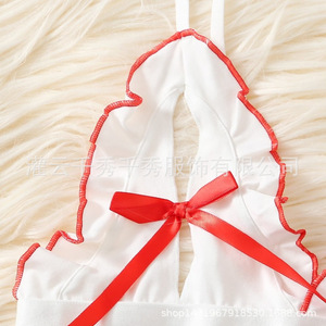 Lencería sexy de exportación europea y americana, conjunto rojo de tres piezas con encaje, estilo uniforme de sirvienta. - Product Image 2