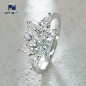 Cincin pertunangan tiga batu, perhiasan perak mode vvs moissanite 9*9mm putri berlian cincin pernikahan untuk wanita