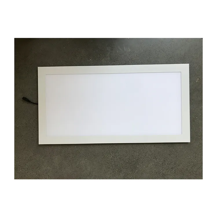 2023 alta efficienza 140lm/W 60x60 pannello 30w nuova luce a soffitto a LED pannello piatto