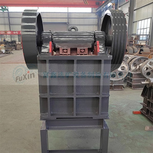 Trituradora de mandíbulas 750 portátil con capacidad máxima de 15t/h para trituración de piedra - Product Image 2