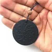 Pendentif en pierre de lave noire anti-ondes électromagnétiques, pierre quantique, énergie scientifique, soins de santé, diamètre 43 mm, pendentif énergétique scalaire pour