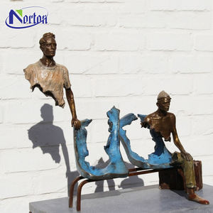 Escultura <span class=keywords><strong>de</strong></span> Metal <span class=keywords><strong>de</strong></span> Arte Moderno, Diseño Abstracto en 3D <span class=keywords><strong>de</strong></span> Signo <span class=keywords><strong>de</strong></span> Interrogación, Rostro <span class=keywords><strong>de</strong></span> Hombre en Bronce, en Venta - Product Image 6