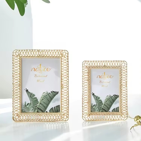 LuxuryGolden Scale Texture Photo Frame European Simple Metal Photo ...