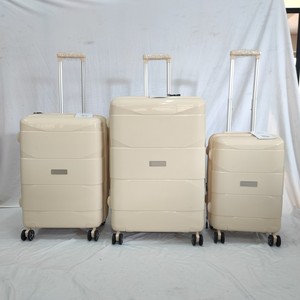 Set di <span class=keywords><strong>Valigie</strong></span> Classiche Moderne in PP con Ruote Universali da 28, 24, 20 Pollici, Chiusura a Zip e Serratura per Viaggi - Product Image 6