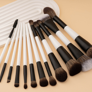 Set di Pennelli da Trucco di Lusso Vegani di Alta Qualità OEM a Doppia Punta 2 in 1 con Logo Personalizzato Private Label Kit Cosmetico di Pennelli per il <span class=keywords><strong>Makeup</strong></span> - Product Image 3