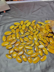 พลอยตาเสือหินธรรมชาติขนาดและสีที่กำหนดเองสำหรับทำเครื่องประดับอัญมณีหลวมเพื่อการส่งออก - Product Image 3