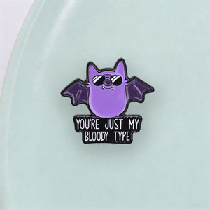 Spilla smaltata viola con pipistrello e occhiali da sole, broccia 'You're Just My Bloody Type' per decorazione zaino - Product Image 3