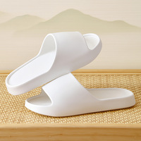 Sandales EVA Ultra Confortables pour la Récupération, Chaussons Souples d'Été pour la Plage avec Soutien de la Voûte Plantaire, Sandales Nuage pour Femmes et Hommes
