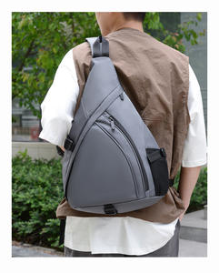 กระเป๋าคาดอกผู้ชาย RUIQUWIN ผ้าไนลอน แฟชั่นกีฬา กันน้ำ ทนทาน จุของได้เยอะ เหมาะสำหรับปั่นจักรยาน เดินทาง และท่องเที่ยว - Product Image 2