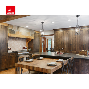 Élégante armoire <span class=keywords><strong>de</strong></span> <span class=keywords><strong>cuisine</strong></span> shaker rustique en chêne rouge ou en placage <span class=keywords><strong>de</strong></span> bois solide et scié avec un design intemporel <span class=keywords><strong>de</strong></span> luxe naturel - Product Image 5