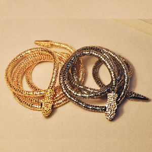 Chaîne de taille serpentine européenne et américaine alliage de diamant serpentine collier <span class=keywords><strong>AliExpress</strong></span> chaîne de clavicule <span class=keywords><strong>bijoux</strong></span> en gros - Product Image 1