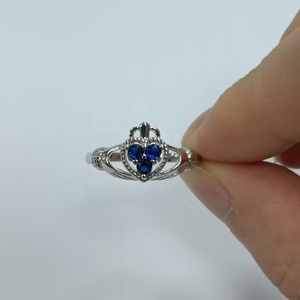 아일랜드 <span class=keywords><strong>Claddagh</strong></span> 반지 여성 약혼 반지 순수 925 스털링 실버 반지 공장 사용자 정의 보석