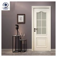 Porte en bois de qualité supérieure avec un style architectural moderne et des solutions personnalisées professionnelles pour des projets résidentiels de haute qualité