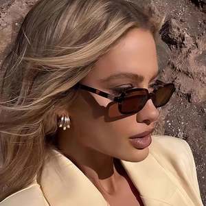 Gafas de Sol Rectangulares Punk Retro de Moda 2025 para Mujer, Gafas de Sol Cuadradas Pequeñas con Protección UV400 - Product Image 5