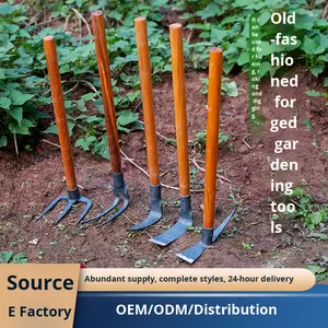 Outils de jardinage en acier au carbone forgé avec <span class=keywords><strong>manche</strong></span> en bois : Hachette, Râteau à clous, <span class=keywords><strong>Pioche</strong></span> pointue pour la plantation agricole et le désherbage des légumes - Product Image 4