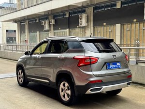<span class=keywords><strong>Auto</strong></span> Usata Baojun 510 Bianca a Basso <span class=keywords><strong>Prezzo</strong></span>, Modello Manuale, Edizione Lusso 1.5L, <span class=keywords><strong>Auto</strong></span> di Seconda Mano dalla Cina - Product Image 4