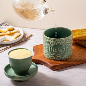Beurrier en céramique vintage avec couvercle, en grès artisanal, motif gaufré vert, pour la cuisine - Product Image 5