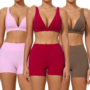 Güçlü Kadınlar Aktif Spor Giyim Setleri Güç Antrenmanı Spor Salonu Egzersiz Setleri Sıcak Spor Sütyeni ve Şort Yoga 2 Parça Takım - Product Image 1