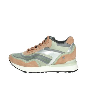 รองเท้าผ้าใบ bassa ในสีเขียวใดๆ - Product Image 1