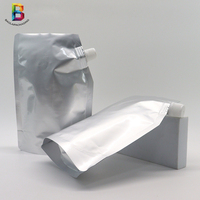 Sachet de liquide de remplissage debout en plastique personnalisé 30ml 200ml 250ml pochette à bec verseur pour shampoing boisson jus de lait