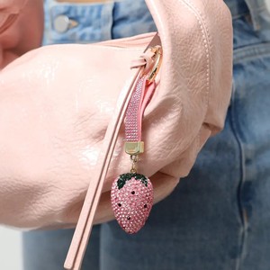 Llavero <span class=keywords><strong>con</strong></span> Colgante de Fresa <span class=keywords><strong>con</strong></span> Diamantes en 3D, Bonito Colgante de Fruta para Bolsos, Carteras y Mochilas - Product Image 2