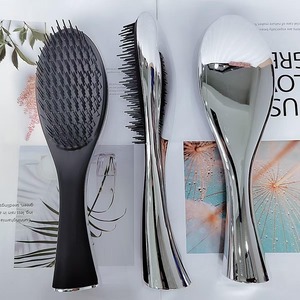 Compact Cushioned Plastic <strong>Detangling</strong> <strong>Hair</strong> <strong>Brush</strong> Comb Low Price <strong>Hair</strong> Detangler for Curly <strong>Hair</strong> - Product Image 5