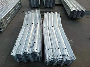 Özelleştirilebilir uzunluk ve kalınlık büyük korozyona dayanıklı dalga formu trafik bariyeri Premium korkuluk - Product Image 6