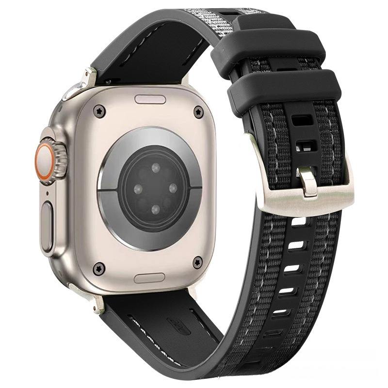 Pg-boucle argentée noire