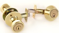 RHETECH USA – Serrure de porte extérieure traditionnelle en laiton plaqué zinc sans clé avec 3 clés et serrure à combinaison 35-45mm