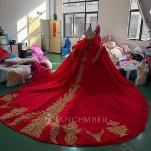 Robe de Quinceañera Xs281 rouge et or brodée, corset cœur, robe de bal en tulle bouffant pour la boutique Jancember - Product Image 5